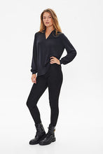 Afbeelding in Gallery-weergave laden, FREEQUENT BLOUSE YRSA black
