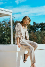 Afbeelding in Gallery-weergave laden, FREEQUENT BROEK LAVEGA PIN STRIPE CHINO sand melange w. off white
