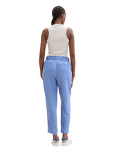 Afbeelding in Gallery-weergave laden, TOM TAILOR DENIM INDIGO PAPAERBAG PANTS bright mid blue chambray
