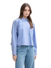 Afbeelding in Gallery-weergave laden, TOM TAILOR BOXY POPLIN SHIRT WITH POCKET mid blue white stripe
