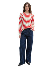 Afbeelding in Gallery-weergave laden, TOM TAILOR DENIM STRUCTURE T-SHIRT WITH BUTTONS white red stripe
