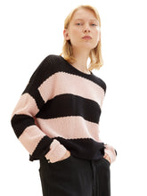 Afbeelding in Gallery-weergave laden, TOM TAILOR DENIM STRUCTURED COTTON PULLOVER rose black colorblock
