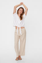 Afbeelding in Gallery-weergave laden, FREEQUENT BLOUSE LAVA WITH TIE brilliant white
