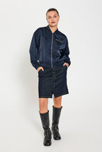 Afbeelding in Gallery-weergave laden, FREEQUENT JACKET FLEN SATEEN BOMBER navy blazer
