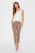 Afbeelding in Gallery-weergave laden, FREEQUENT TOP BICCO LACE ADJUSTABLE STRAPS off white
