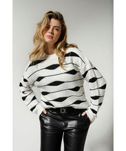 Load image into Gallery viewer, TRAMONTANA JUMPER ORGANIC STRUCTURE off white
