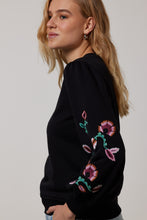 Load image into Gallery viewer, TRAMONTANA SWEATER PUFF SHOULDER FLOWER black
