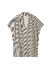 Load image into Gallery viewer, TOM TAILOR T-SHIRT CREPE V-NECK beige navy stripe
