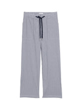 Afbeelding in Gallery-weergave laden, TOM TAILOR STRAIGHT LEG SEERSUCKER PANTS navy seersucker stripe
