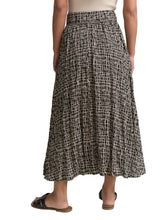 Afbeelding in Gallery-weergave laden, TOM TAILOR SKIRT CRINKLE EFFECT abstract black grid design
