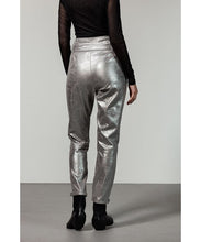 Load image into Gallery viewer, TRAMONTANA TROUSERS BELTED COATED silver
