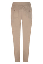 Load image into Gallery viewer, ZOSO TRAVEL PANTS AMBER taupe
