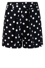 Load image into Gallery viewer, ZOSO TRAVEL SHORT SARITA black

