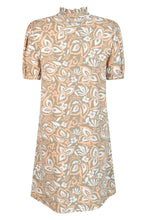 Load image into Gallery viewer, ZOSO GINA FANCY PRINT TRAVEL DRESS sand/apricot

