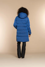 Afbeelding in Gallery-weergave laden, GEISHA JACKET MEDIUM LONG DOWN royal blue metallic
