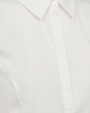 Afbeelding in Gallery-weergave laden, FREEQUENT BLOUSE ORIANA CUTLINES AT FRONT off white
