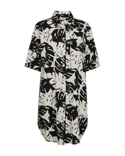 Afbeelding in Gallery-weergave laden, FREEQUENT SHIRTDRESS LAVISCO ALL OVER PRINT moonbeam w. black
