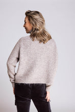 Load image into Gallery viewer, ZHRILL PULLOVER AINO pine bark
