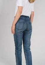 Load image into Gallery viewer, ANGELS JEANS LOUISA ACTIVE MID BLUE USED DEST
