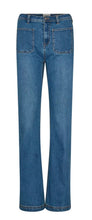 Afbeelding in Gallery-weergave laden, FREEQUENT JEANS HARLOW BOOTCUT light medium blue
