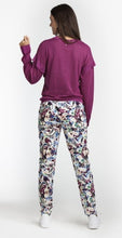 Afbeelding in Gallery-weergave laden, TRAMONTANA TROUSERS CHINO SPRING GARDEN print whites
