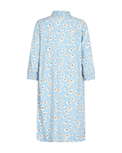 Load image into Gallery viewer, FREEQUENT JURK FLORAL chambray blue w. off white
